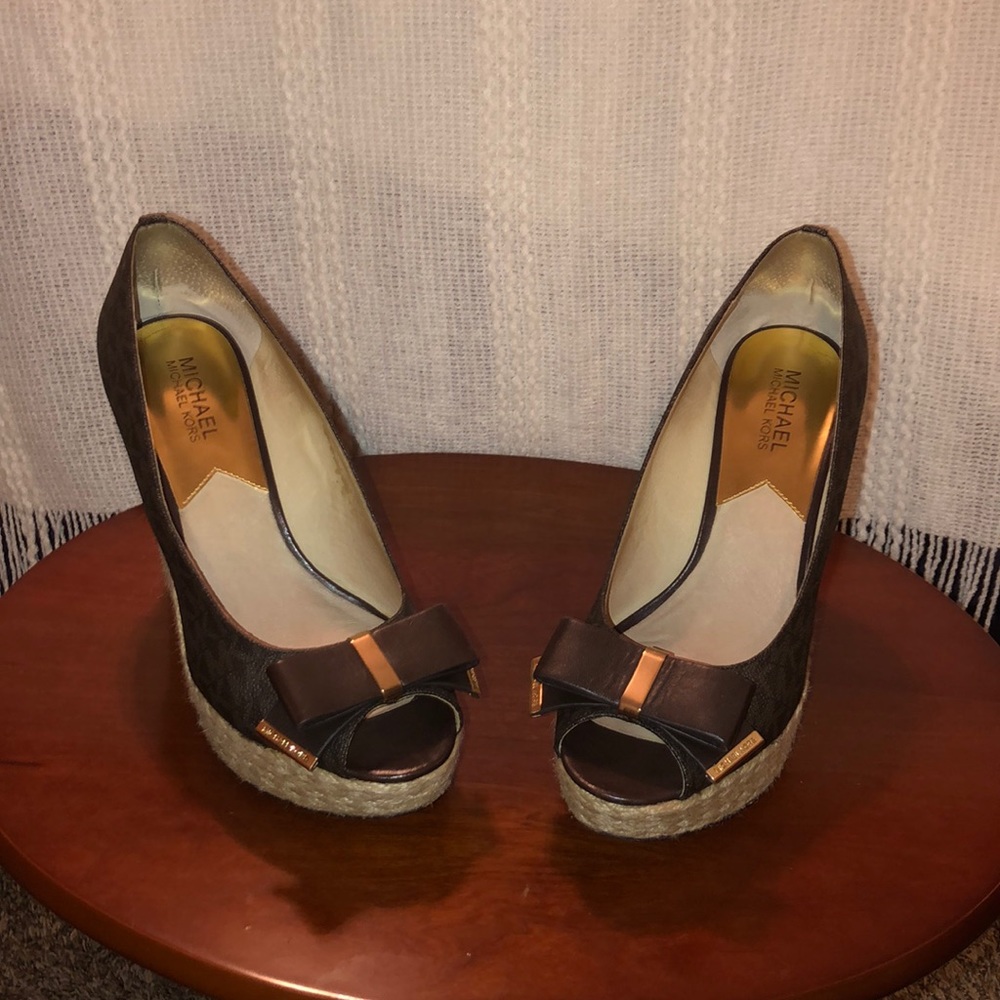 Michael Kors- Peeptoe Leather Wedges